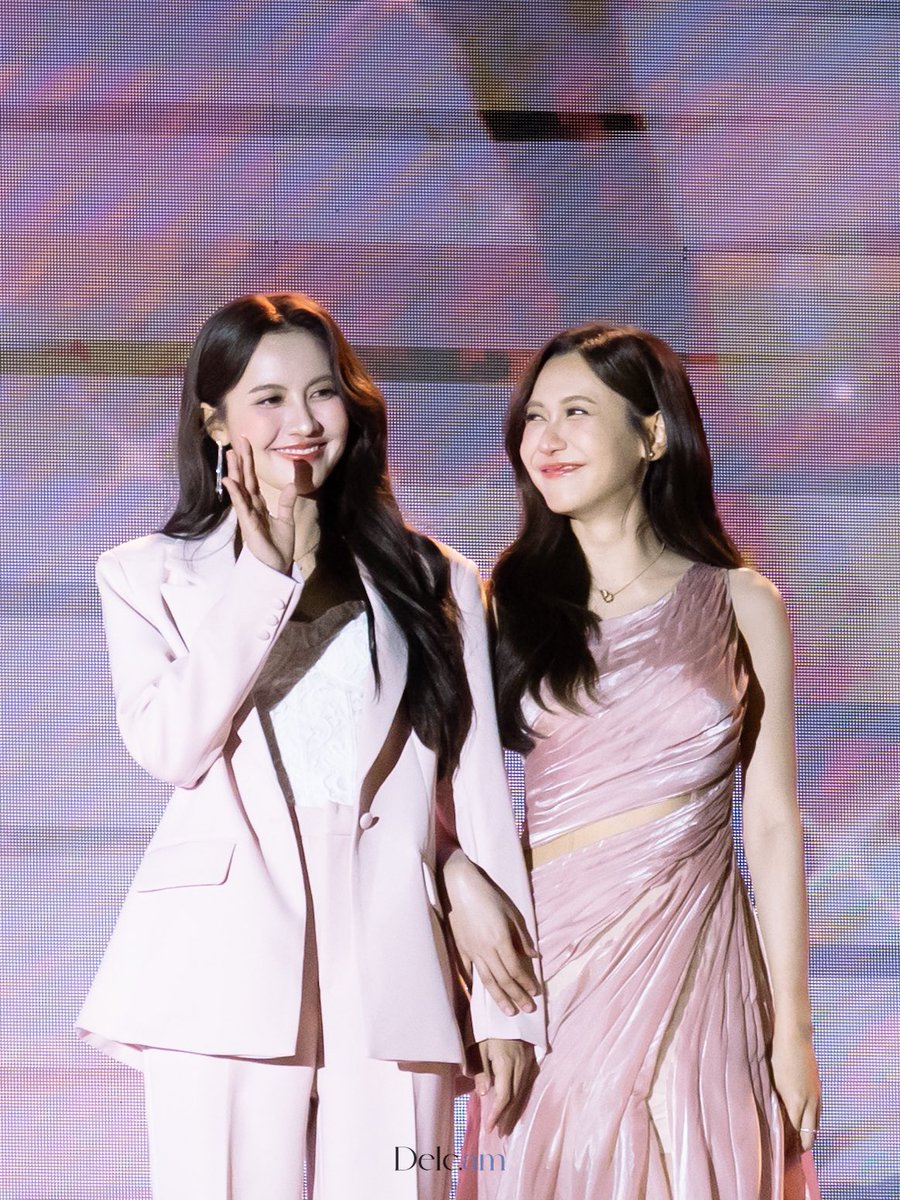 wrl_dal's tweet image. ชอบปะเนี่ย

#น้ำหนึ่งเนย 
#NamneungNoey