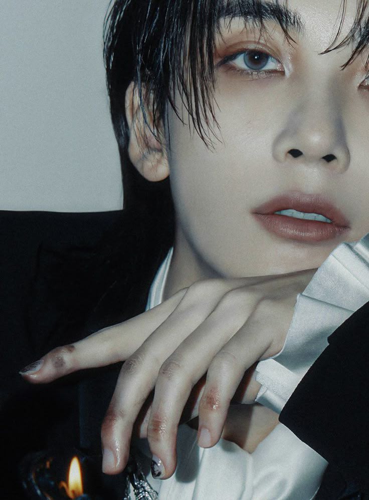 jeonghannisms's tweet photo. darkteen without jeonghan is our biggest loss. south korea you will pay for everything. https://t.co/rTIBeBP2GH