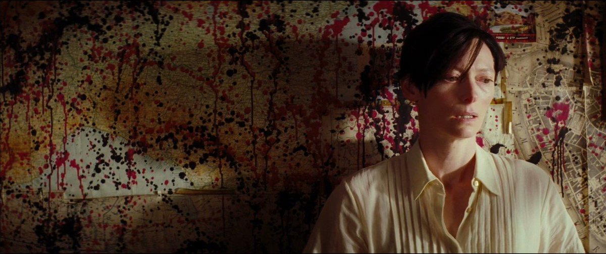 TheCinesthetic's tweet photo. We Need to Talk About Kevin (2011) dir. Lynne Ramsay https://t.co/zZ6IwpaeJ4