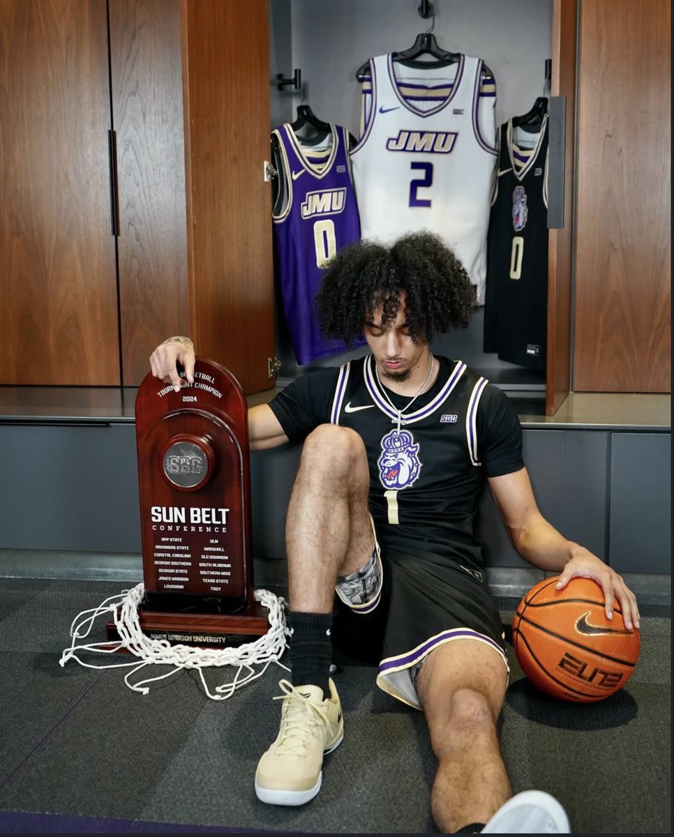 Winthrop transfer Paul Jones III has committed to James Madison. 

The 6’4” guard appeared in 34 games for the Eagles, averaging 7.6 points, and 3.0 rebounds per game. 

Jones earned All-Big South Freshman Team honors.