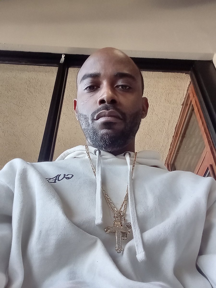 Ralph (@mrlacoste61) on Twitter photo 