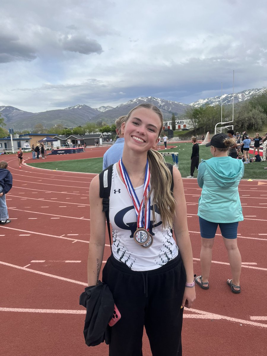 chhstf's tweet photo. Lola Sepherd qualifies for state in the girls long jump at the Woods Cross Invitational. https://t.co/hjvQx162P0