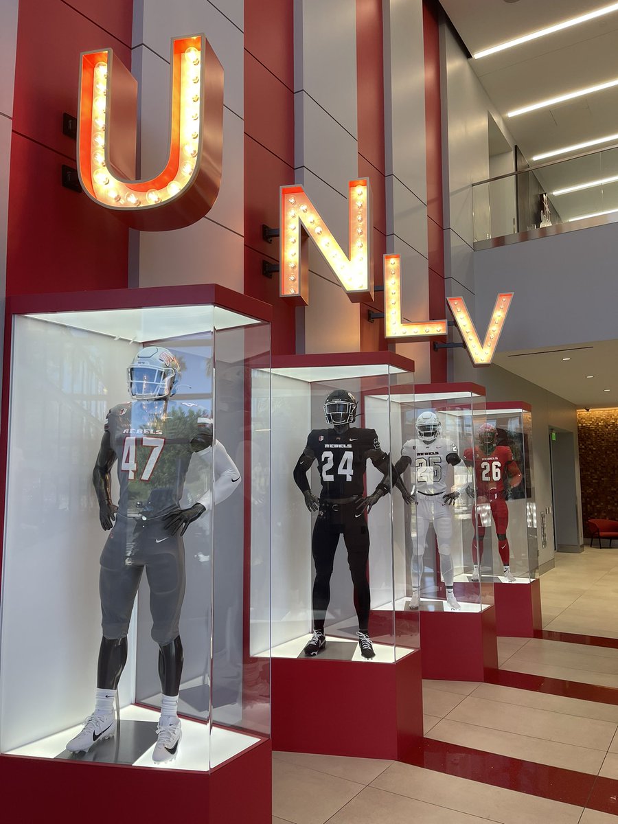 Drew Evers (@thedrewevers) on Twitter photo Known <a href="/CoachDanMullen/">Dan Mullen</a> since 7th grade so coming to check out <a href="/unlvfootball/">UNLV Football</a> was easy‼️ Sleeping Giant #BEaREBEL <a href="/CoachSollenne/">Mike Sollenne</a> <a href="/leewdavis17/">Lee Davis</a> <a href="/CoachJoeDenney/">Joe Denney</a> #relationships Known <a href="/CoachDanMullen/">Dan Mullen</a> since 7th grade so coming to check out <a href="/unlvfootball/">UNLV Football</a> was easy‼️ Sleeping Giant #BEaREBEL <a href="/CoachSollenne/">Mike Sollenne</a> <a href="/leewdavis17/">Lee Davis</a> <a href="/CoachJoeDenney/">Joe Denney</a> #relationships