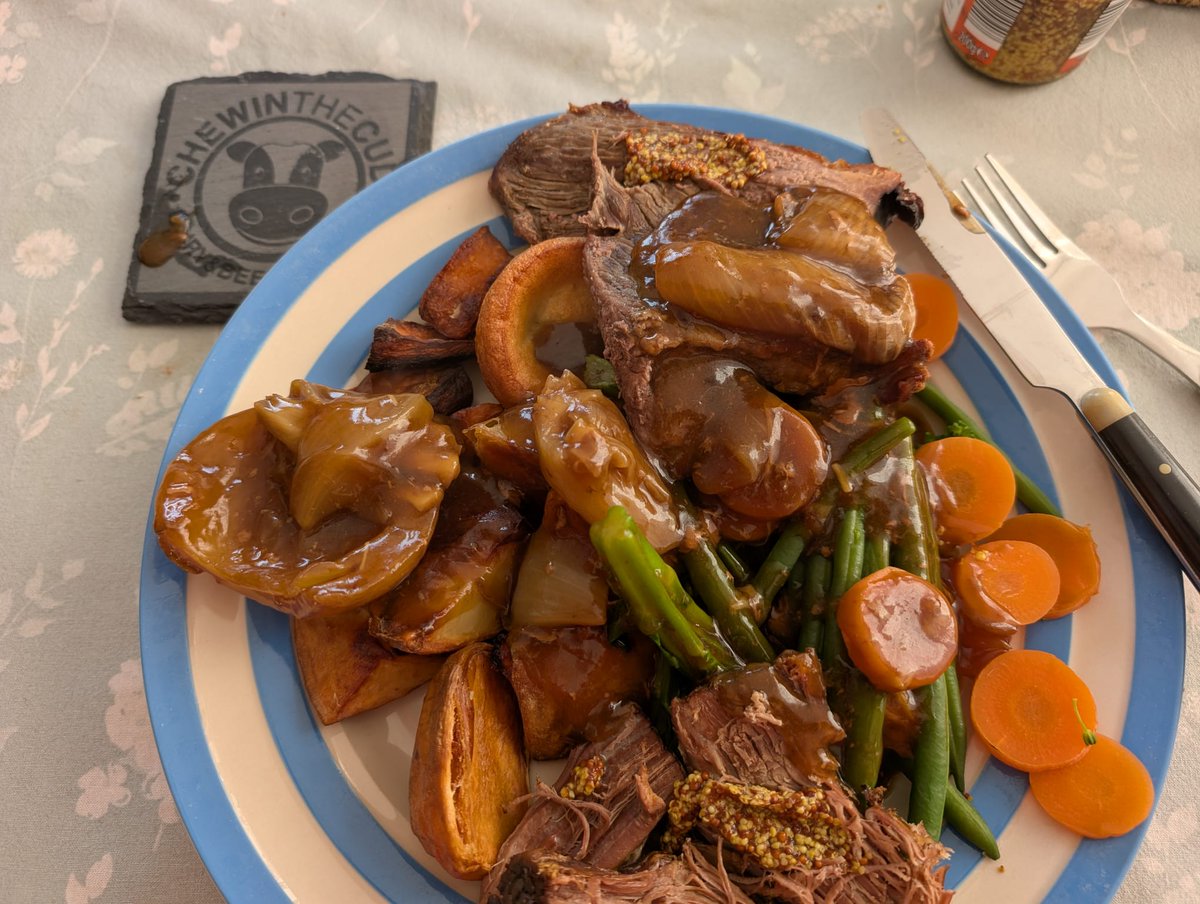 This week is Great British Beef Week and to celebrate the family's Sunday roast today was well... beef! Almost a disaster as we were out of horseradish, so had some wholegrain mustard instead! Remember our current <a href="/ChewintheCudPod/">ChewintheCud Podcast</a> is talking about <a href="/EliteBeef/">Elite Beef</a> #GBBW2025
