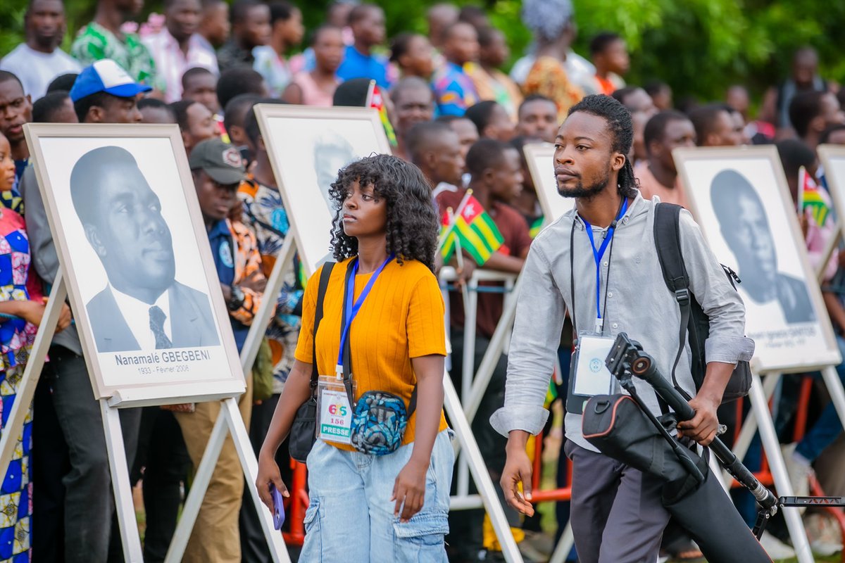 Petite, je regardais le défilé à la TV, les yeux pleins d’✨, rêvant de ce moment sans savoir qu’un jour, je le vivrais en vrai. Aujourd’hui , être là, au ❤️de cette célébration historique, me rappelle que les rêves les plus simples  portent les émotions les plus fortes.