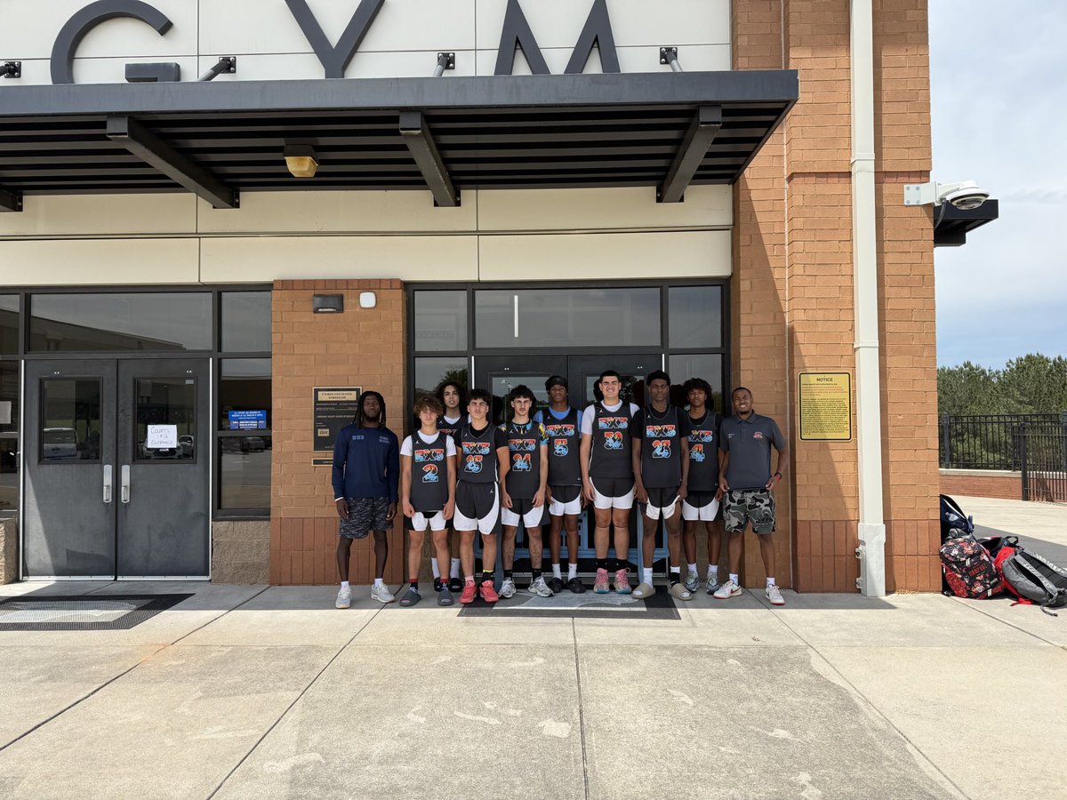Good Weekend For Our 2028 Boys. 
3-1 Weekend <a href="/OntheRadarHoops/">Shun Williams</a>
 “Run For The Cup” Tournament. 
Let’s Go 🅱️❌3️⃣❗️