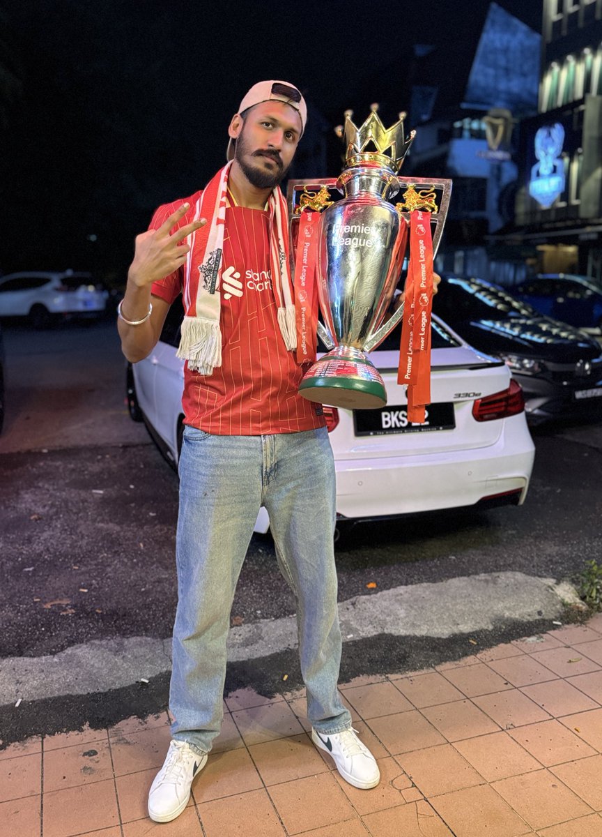 SugilanN's tweet photo. 20 feels good #YNWA #LiverpoolFC #premierleague 🔴🔴🔴 https://t.co/wyt5q6irL8