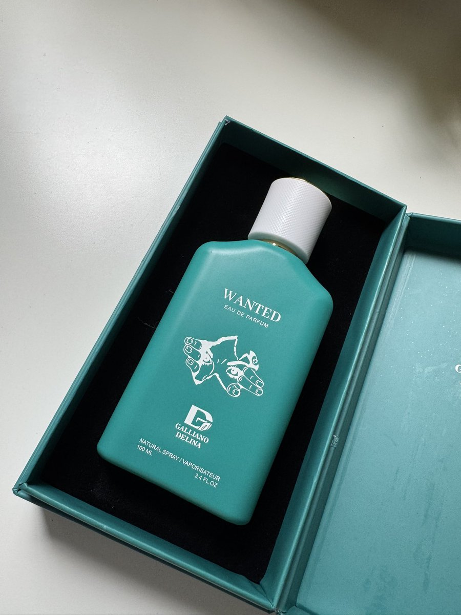 #رابطة_عشاق_العطور 
<a href="/SahlTwr/">متجر سهل للعطور</a> 
🔺للتوضيح ؛
عطر جاليانو ديلينا وانتد مناسب لجميع الفصول حتى بعز الصيف وجربته ماتقلب ريحته وماتتغير

بالعكس يزداد فوحان مع الحرارة والحركة
لذلك فهو خيار مناسب للنادي 😍👌
عطر عملي ..