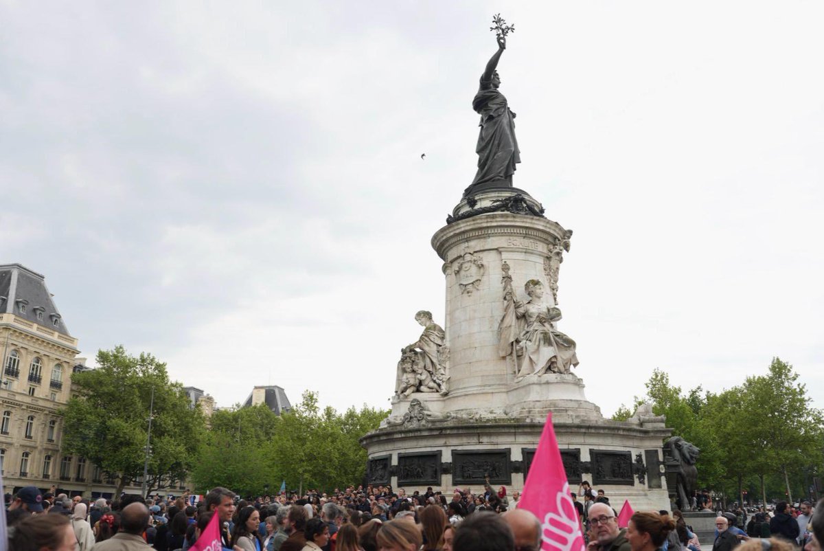 Ce soir, place de la République, pour rendre hommage à Aboubakar, tué parce qu’il était musulman.

Le racisme, l’islamophobie, la haine et la violence contre les musulmans n’auront jamais leur place dans la République.