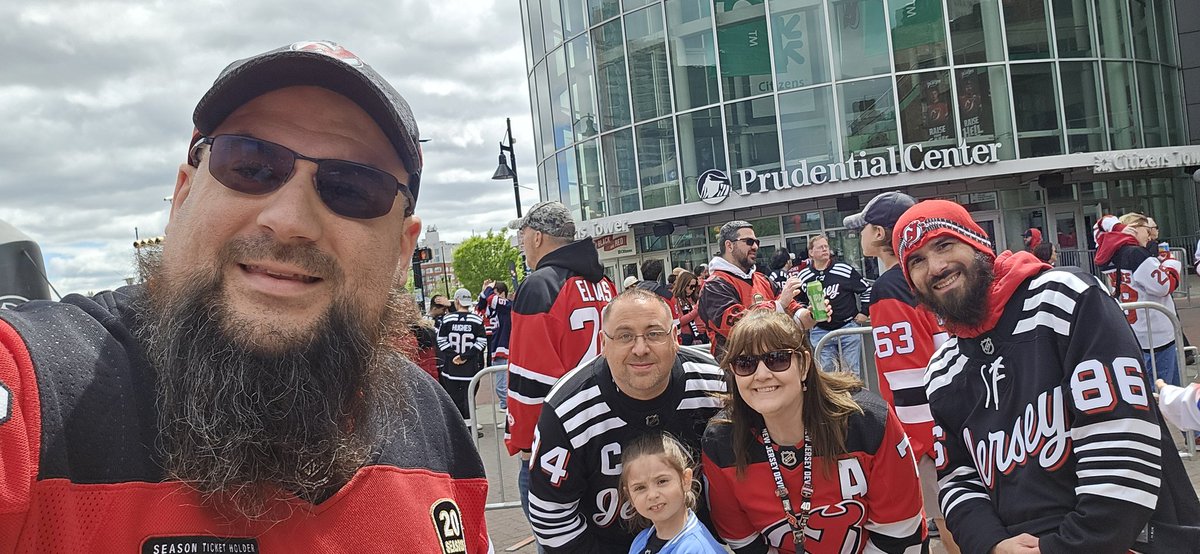 mhiler54's tweet photo. #NJDevils #prupics @NJDevils @NHLPR #letsgodevils #raisehell https://t.co/yuKsc9bTZG