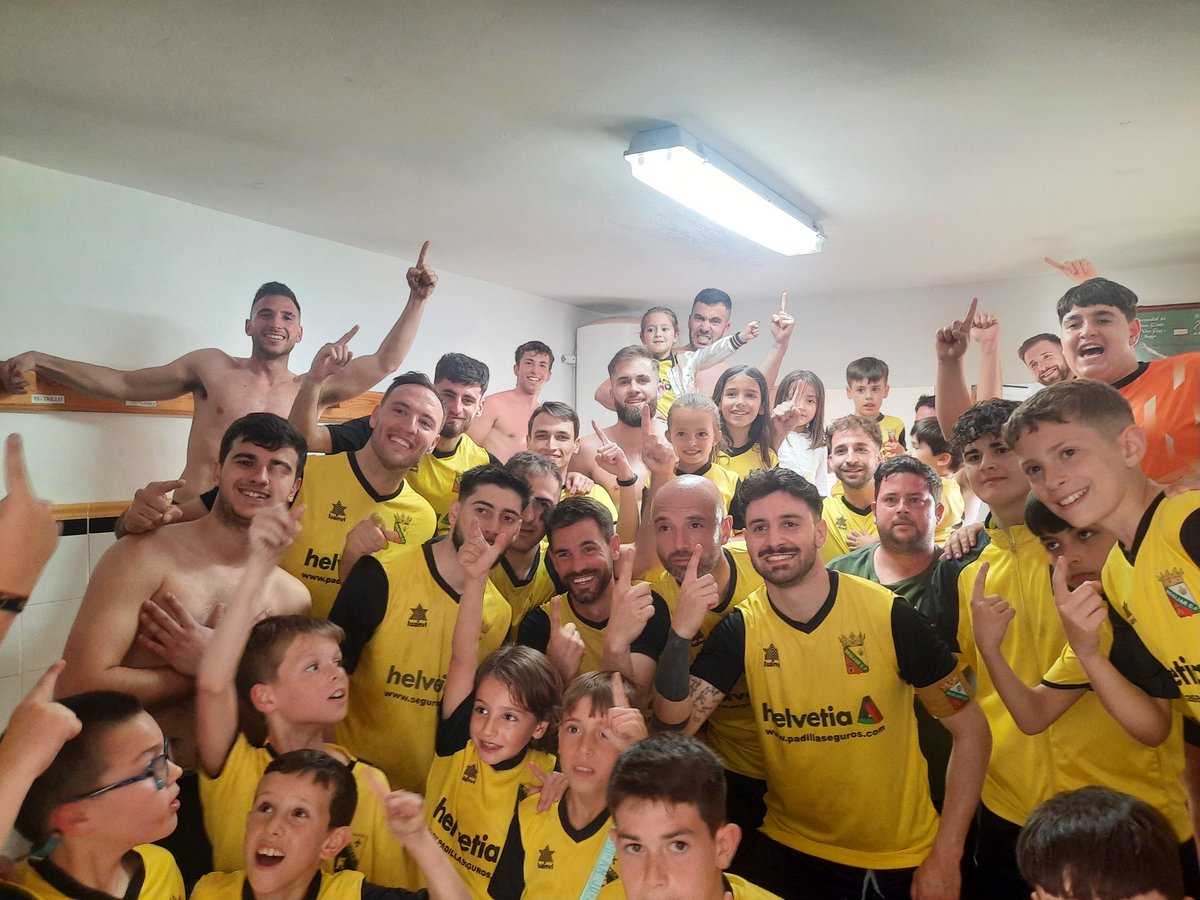EL BEGÍJAR CF SE PROCLAMA CAMPEÓN DE LA LIGA REGULAR TEMPORADA 2024/25

ENHORABUENA A TODOS 👏 

CAMPEONES ‼️ 

#50AñosDeHistoria 

💛🖤