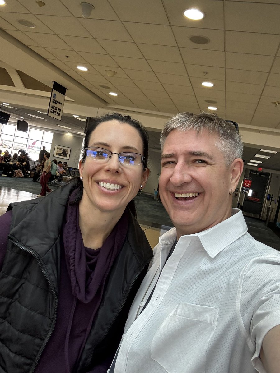 danseitz's tweet photo. @Nomaticgear 10 days in 2 bags. Rome, Venice, and Zurich here we come. https://t.co/hIewIL73G2