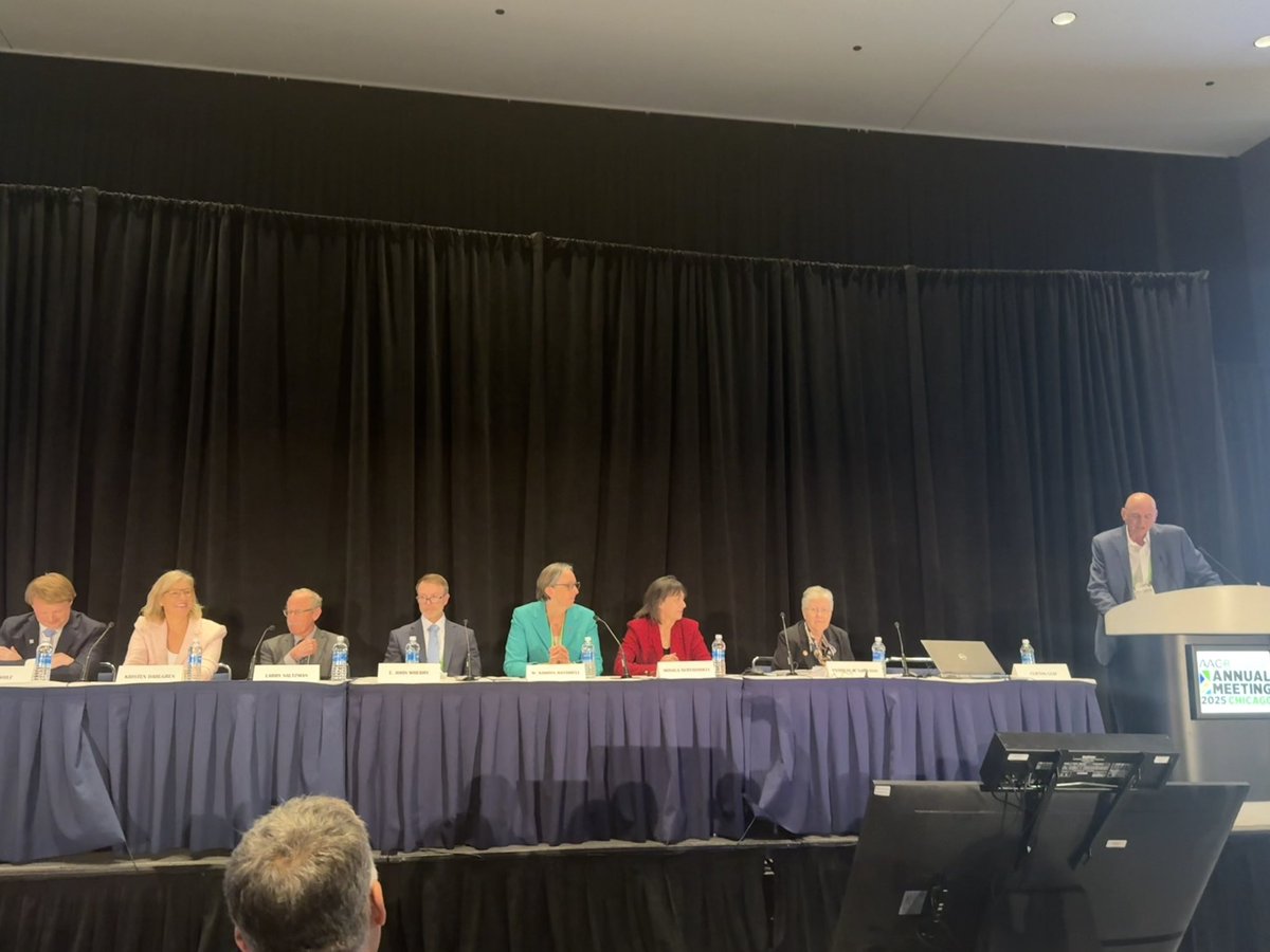 Yale Cancer Center (@yalecancer) on Twitter photo Dr. Patricia LoRusso, <a href="/AACRPres/">AACR President Lillian L. Siu</a>, provides perspective at a panel on sustaining progress against cancer โCancer Research at a Crossroadsโ sharing โwhen #clinicaltrials stall, patients pay the price.โ #standingovation ๐๐ป๐๐ป #AACR25 <a href="/AACR/">AACR</a> <a href="/YaleMed/">Yale School of Medicine</a> <a href="/yalediscovers/">YaleClinicalResearch</a> Dr. Patricia LoRusso, <a href="/AACRPres/">AACR President Lillian L. Siu</a>, provides perspective at a panel on sustaining progress against cancer โCancer Research at a Crossroadsโ sharing โwhen #clinicaltrials stall, patients pay the price.โ #standingovation ๐๐ป๐๐ป #AACR25 <a href="/AACR/">AACR</a> <a href="/YaleMed/">Yale School of Medicine</a> <a href="/yalediscovers/">YaleClinicalResearch</a>