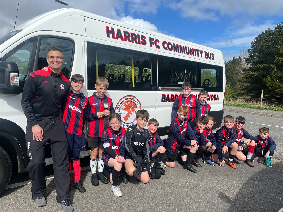 HarrisFC1920's tweet image. The maiden voyage for our new wheels!

Under Under 12 team on the road yesterday, representing the club very well.

Thanks as always to our hosts, coaches and volunteers.

#isleofharris
#minibus
#teamharris
#LiverpoolFC