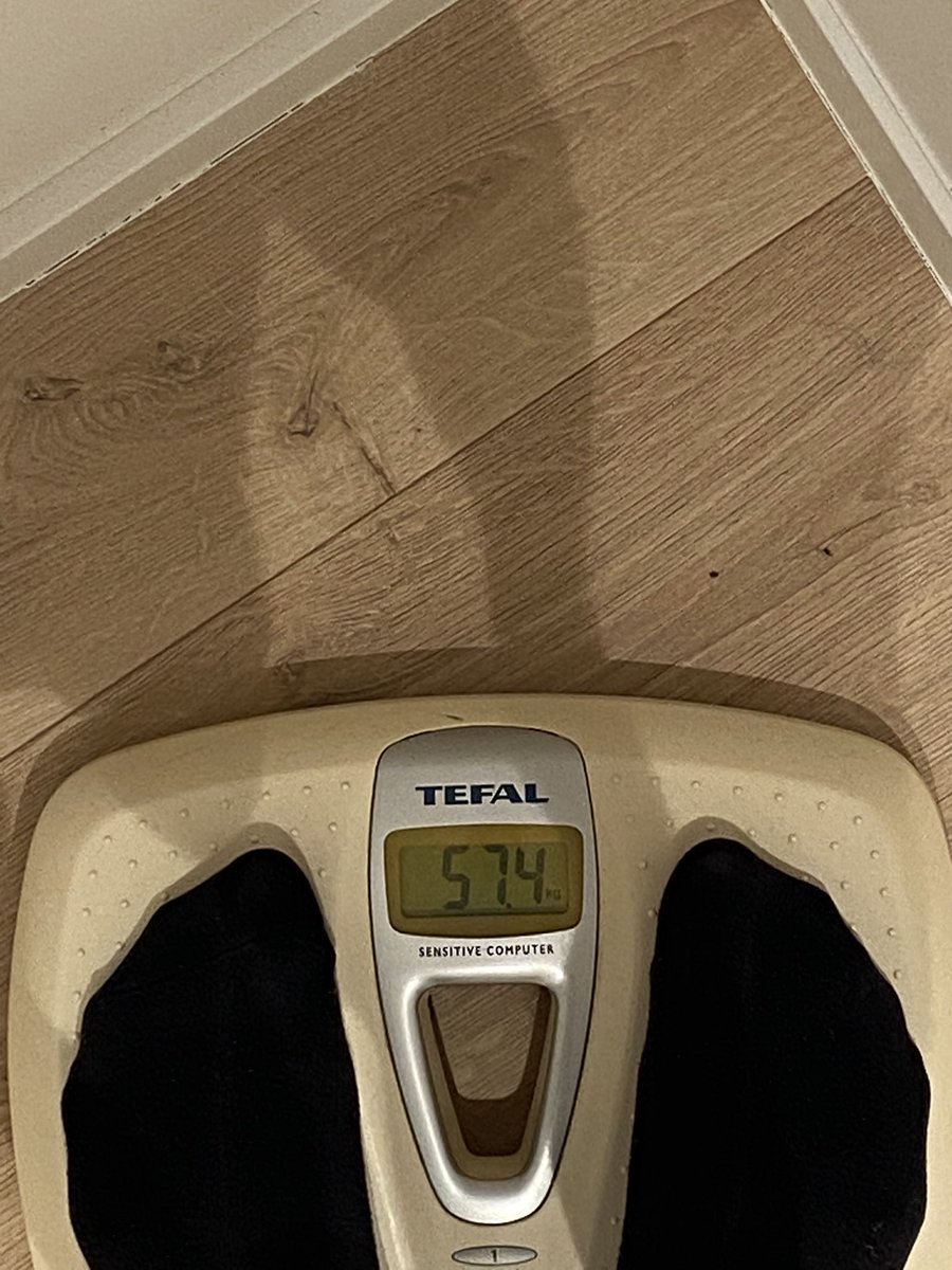 MartijnSDS's tweet photo. Week 3 of gaining weight.

Lesgo https://t.co/dmu9Ar3xah