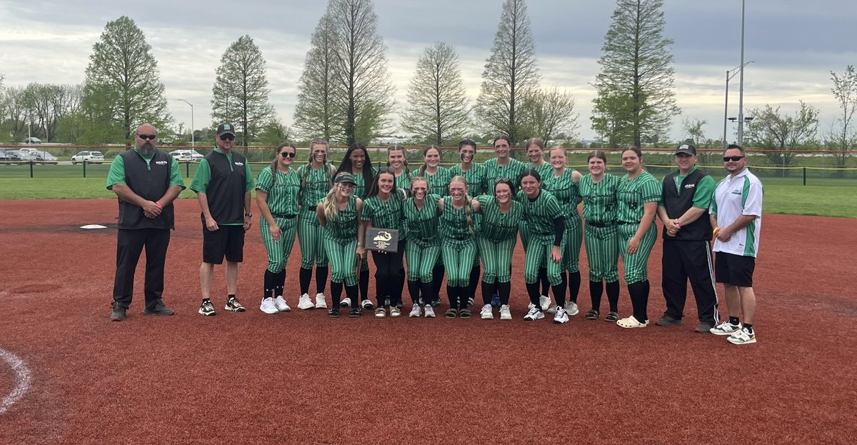 The 2025 Kentucky All A State softball runner-up Ballard Memorial Lady Bombers.