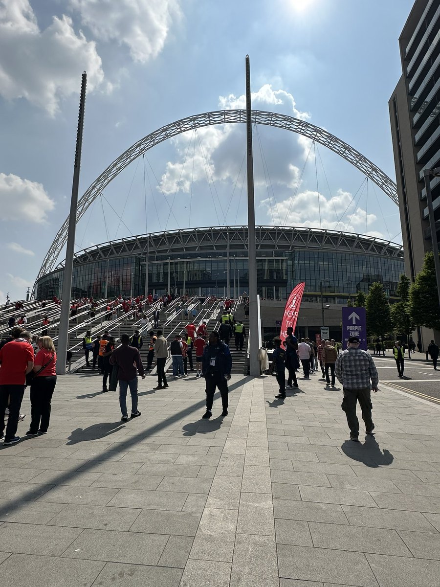 Darren Herbert tweet media