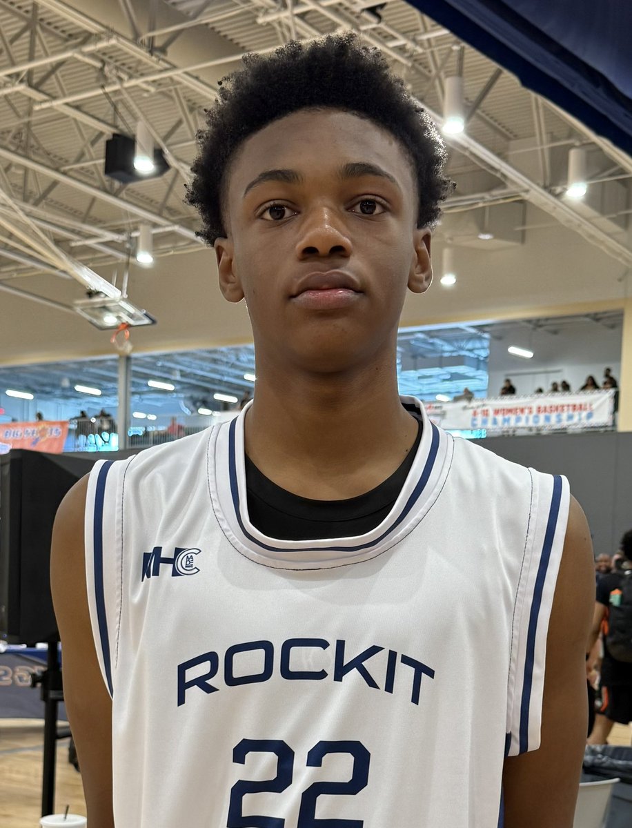 NorfolkKnights's tweet photo. Rock It Sports 6’4 2029 Jeremiah Robinson is one of VA’s top 2029 prospects! Long and athletic two sport standout also plays football (WR) at TES. Solid footwork he can handle and get his shot off the bounce or knock down the jumper mostly out of catch and shoot action. Terrific defender who can defend multiple positions. Rebounds and blocks shots both in around the rim and on the perimeter. Instinctive in passing lanes for steals. Big upside! One to watch in 2029! #BigShots #RichmondJam @BigShotsToday @BigShotsGlobal