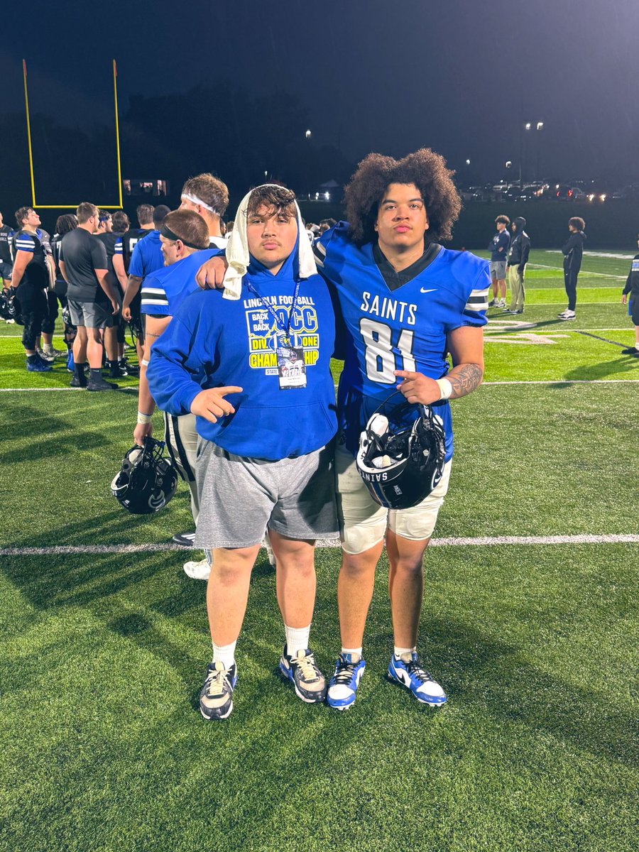 Alex ”55” Marcum (@alex_marcum55) on Twitter photo Had a Great time <a href="/TMU_Football/">Thomas More Football</a> Can’t wait to be back thank you for your hospitality-<a href="/TMUCoach_Fisher/">Devon Fisher</a> <a href="/CoachFookes/">Chris Fookes</a> <a href="/TayshawnParm/">Tayshawn Parm</a> 🦁 Had a Great time <a href="/TMU_Football/">Thomas More Football</a> Can’t wait to be back thank you for your hospitality-<a href="/TMUCoach_Fisher/">Devon Fisher</a> <a href="/CoachFookes/">Chris Fookes</a> <a href="/TayshawnParm/">Tayshawn Parm</a> 🦁