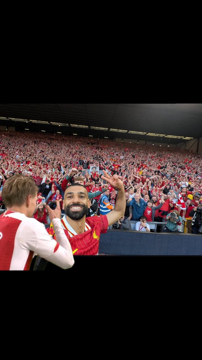 preston6670's tweet photo. Always knew he was a good photographer #LiverpoolFC #champions #PremierLeague @MoSalah https://t.co/GO6HcaQW6a