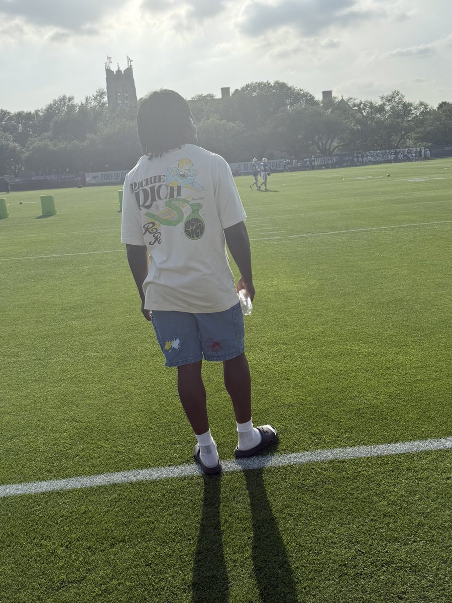 Born2DefendJLR's tweet image. Friday’s visit to SMU was a reminder of how far I’ve come and how hungry I am to keep pushing to compete with the best. I truly appreciate the invite out to experience the SMU last spring practice. #AGTG #Bornforthis @Football_Steele @SMUFB @rhettlashlee @_EliteProspects