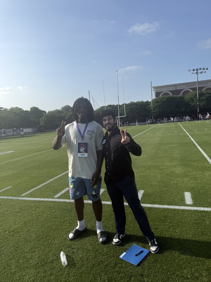 Born2DefendJLR's tweet image. Friday’s visit to SMU was a reminder of how far I’ve come and how hungry I am to keep pushing to compete with the best. I truly appreciate the invite out to experience the SMU last spring practice. #AGTG #Bornforthis @Football_Steele @SMUFB @rhettlashlee @_EliteProspects