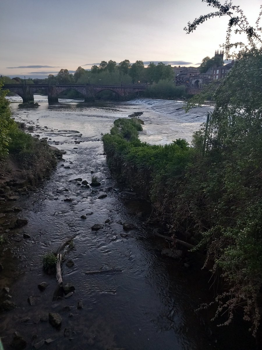 RachArmor's tweet photo. Different day, different water to enjoy on an evening walk along to get to 10,000 steps https://t.co/admYksUDxK
