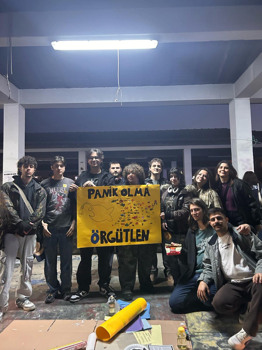 Bugün boykot kafe ve kitap standı etkinliğimize katılan, destek veren tüm dostlara yürekten teşekkür ederiz.
Birlikteliğimiz, dayanışmamızın en güzel kanıtı oldu.
Birlikte güçlüyüz, birlikte değiştireceğiz!
#msküboykotta