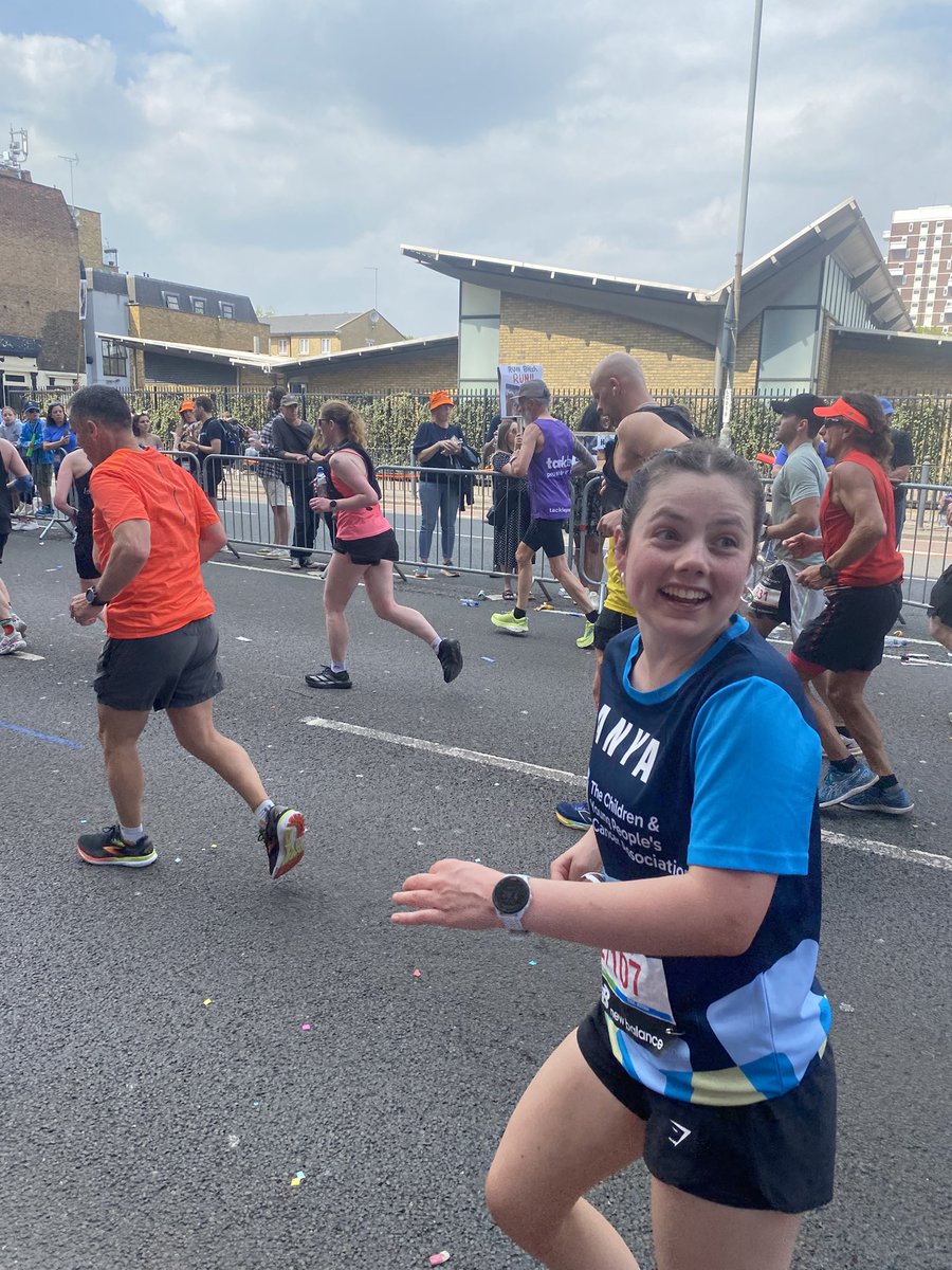 Huge congratulations to Anya for completing the London marathon today. 

Her first ever marathon - &amp; she smashed it! 

The ballot for next years marathon opens today, just in case you’re tempted…? 

letsdothis.com/gb/e/2026-tcs-…

#LondonMarathon