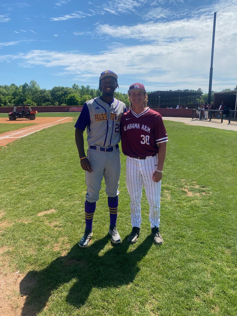 Baseball_bscc's tweet image. Nothing better than the @jucoroute It is a brotherhood that lasts a lifetime 🙌 💪 #Bishopstatement