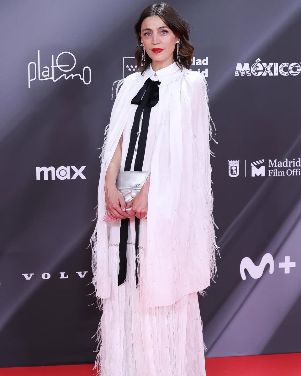 Ilse Salas espectacular para <a href="/PremiosPLATINO/">Premios PLATINO</a> 2025 en su tercera nominación, ahora como mejor actriz de Mejor interpretación Femenina de reparto por #PedroParamo 👏🏼 #IlseSalas