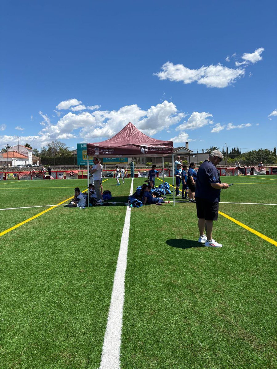 ❤️ Muchísimas gracias a la Junta Municipal de Cabezo de Torres y a su alcaldesa María Pilar Vivancos por cedernos las carpas portátiles.

☀️ Hoy, gracias a vosotros, nuestros chicos pudieron disfrutar del partido sin sufrir del calor.

¡Gracias! <a href="/CabezodeTorres/">Alcaldía - Junta Municipal de Cabezo de Torres</a>