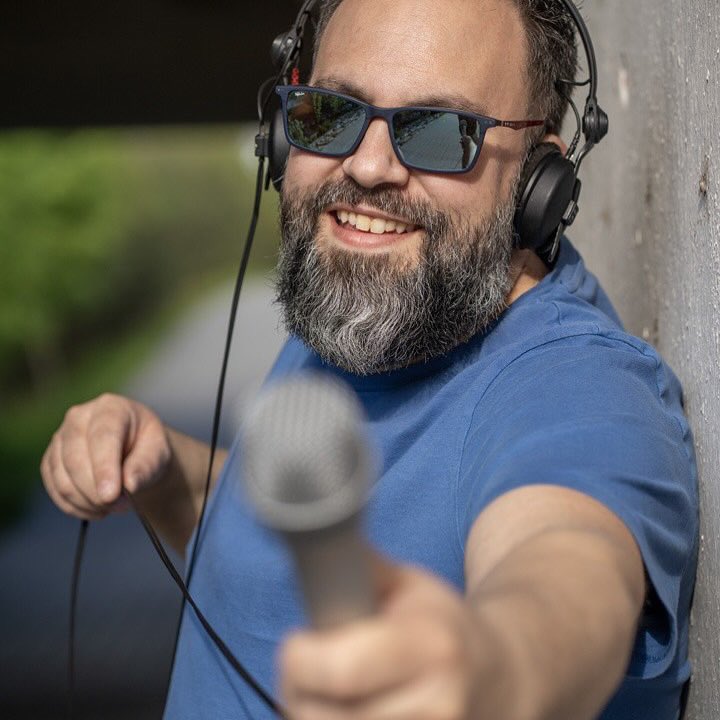 Oscar Guez (@oscar_guez) on Twitter photo Tu voz hace que mi ritmo no pare. Tremendas fotos a cargo de <a href="/focusartz/">FrontFocus</a>. #rádio #podcast #trance #pamplona #fotobook #2025 Tu voz hace que mi ritmo no pare. Tremendas fotos a cargo de <a href="/focusartz/">FrontFocus</a>. #rádio #podcast #trance #pamplona #fotobook #2025