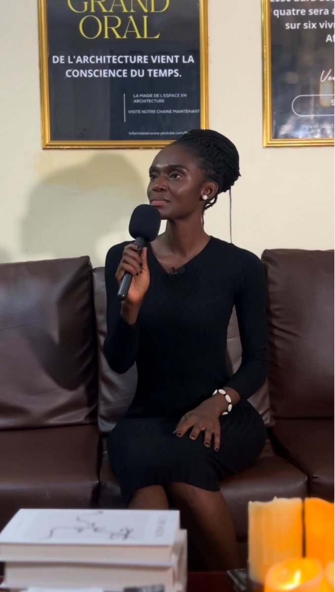 LE GRAND ORAL : Réinventons nos espaces !
Chaque vendredi au Studio Kara Architecte, découvrez les projets et les talents qui façonnent l'avenir de notre ville. Architectes, urbanistes, designers, étudiants... participez à des interviews, des présentations de projets innovants.