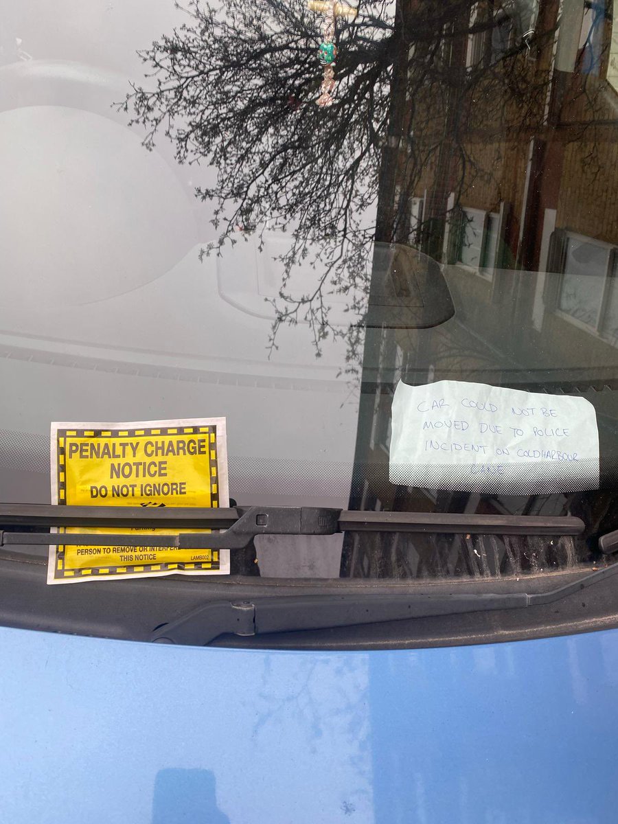 _ellamcnulty's tweet photo. @lambeth_council so apparently an active crime scene blocking all our exits via road in time for parking restrictions to apply is not sufficient enough for us to be exempt from a parking ticket. The crime scene cordon was issued at 5am (cont) @survivinglambet https://t.co/a7rVAz6lQX