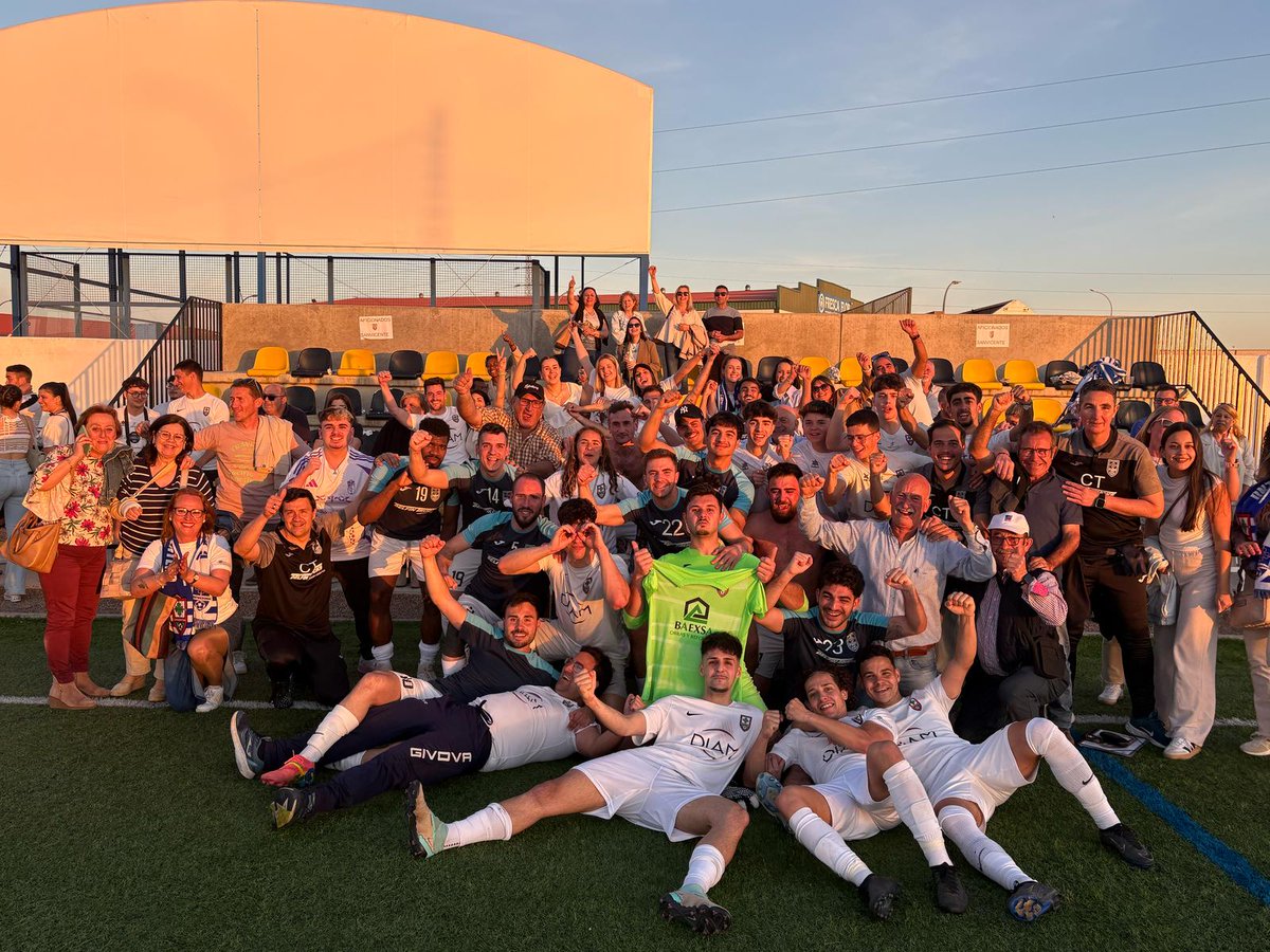 Con nuestra afición, que vale su peso en oro!