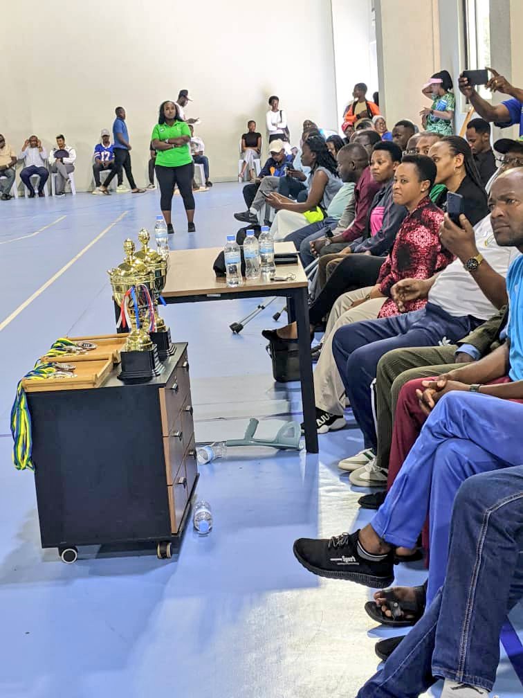 Ikipe y'Akarere y'abantu bafite ubumuga ya "Goal Ball" yegukanye igikombe cya shampiyona y'Igihugu 2024-2025 nyuma yo gutsinda #Rwamagana ibitego 12 kuri 5 mu mikino isoza. Muri rusange #Gisagara itwaye igikombe itsinze amakipe 11 yose yitabiriye iyi shampiyona.
<a href="/Rwanda_Sports/">Ministry of Sports | Rwanda</a>