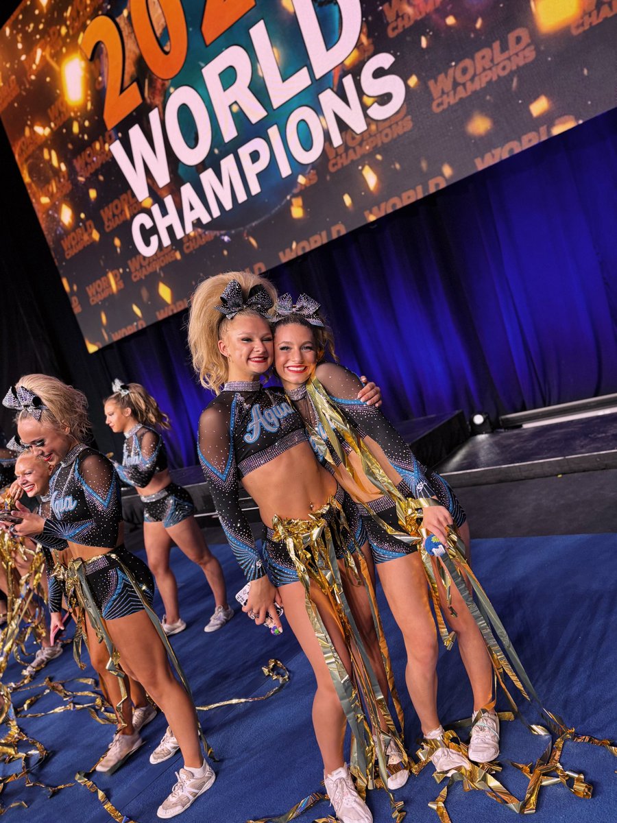 LexieZacur's tweet photo. beyond blessed 💕
#worldchampion #undefeated #rainathletics #rainathleticsaqua #ldth #thecheerleadingworlds2025 https://t.co/D0TAiqwYLz