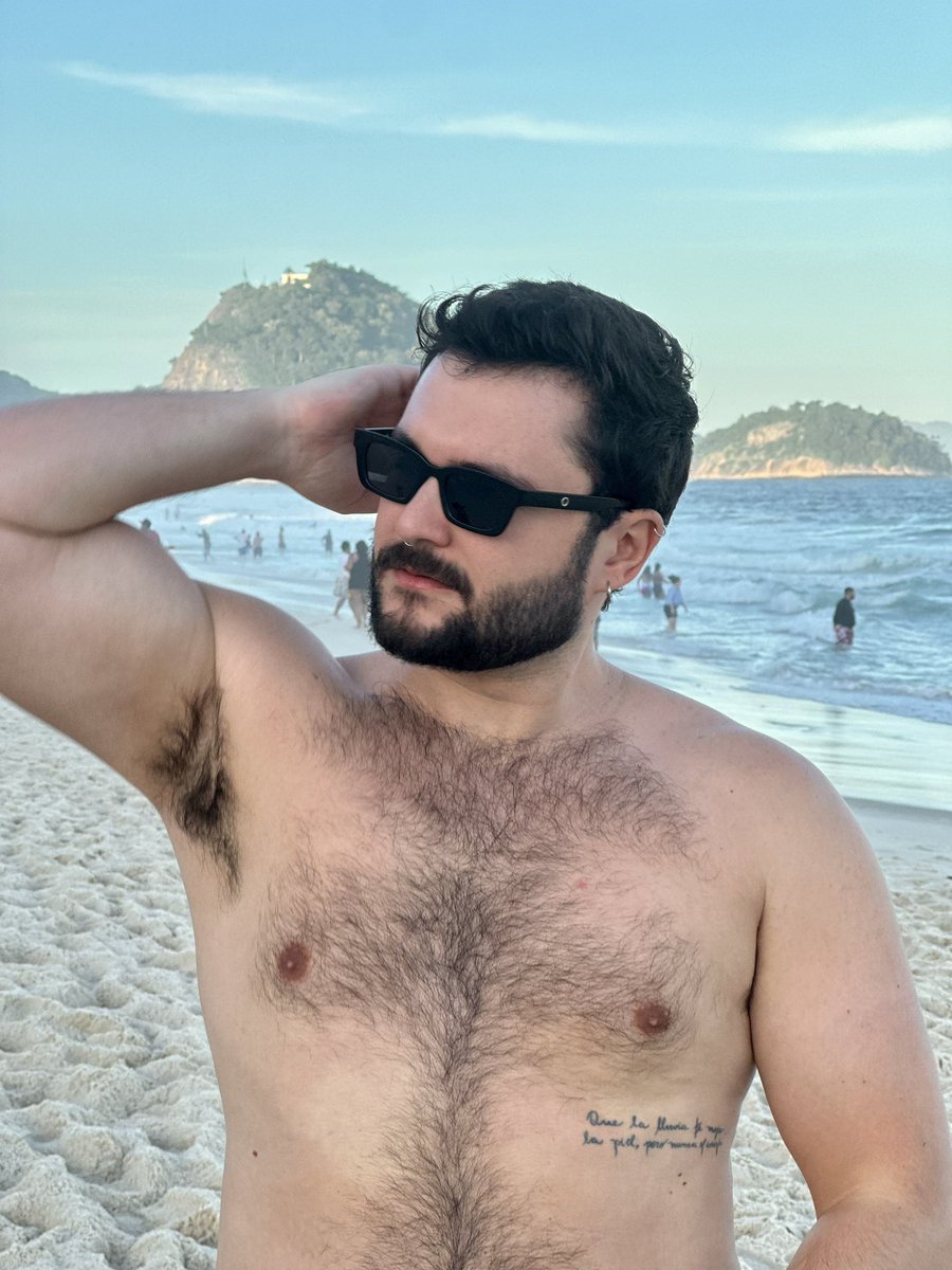 lucasrawr's tweet photo. é rio https://t.co/oFtBBHlmma