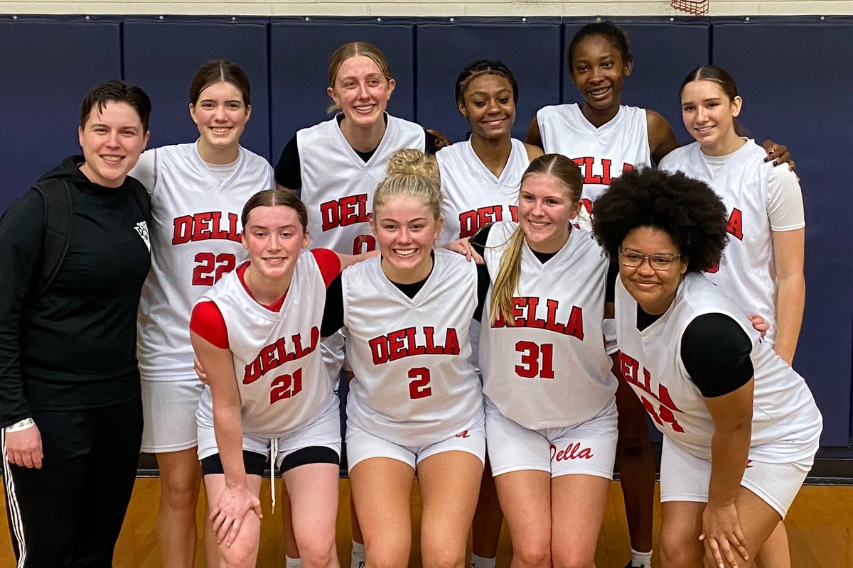 avabruner_0's tweet image. 4-0 Session 1 this weekend!! @coachholland93 @tford12kc @dellalamb_bball