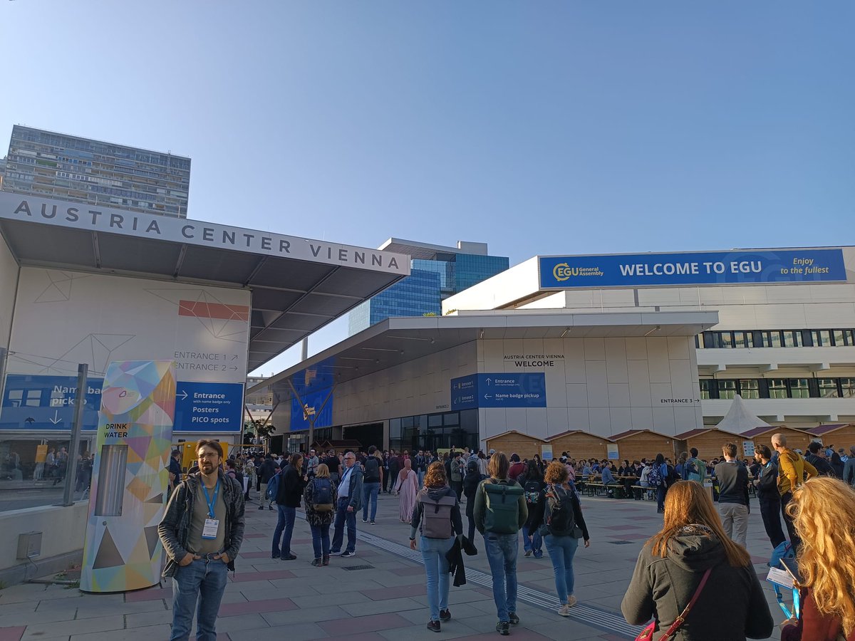 YerayCastillo_'s tweet photo. 🎉 Excited to give my first oral presentation at #EGU25 in Vienna!

🗓 Fri, 2 May | 🕘 09:45 | 📍 Room -2.92

Session: ESSI4.10 – Remote sensing for monitoring the coastal zone 🌊📡

🔗https://t.co/Cp1hwymnkR

@Researchirel @GeolSurvIE @Maynoothgeog https://t.co/247e7V9maO