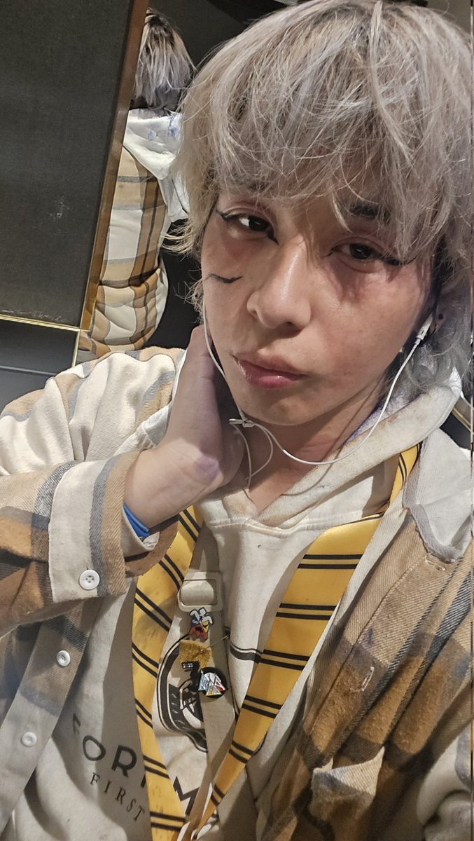 Robinberds's tweet image. The Black Swan. Turned Grey.