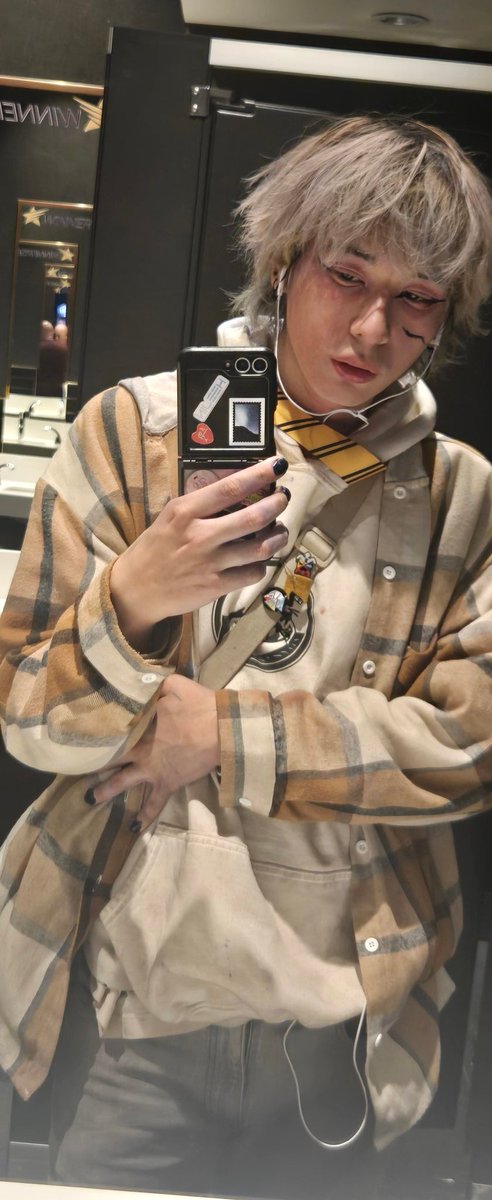 Robinberds's tweet image. The Black Swan. Turned Grey.