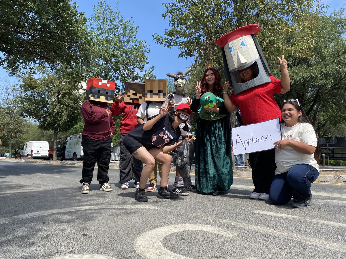 LLEGAMOS AL SONIDERO <a href="/elmarianaa/">ElMariana🤙🏻</a>