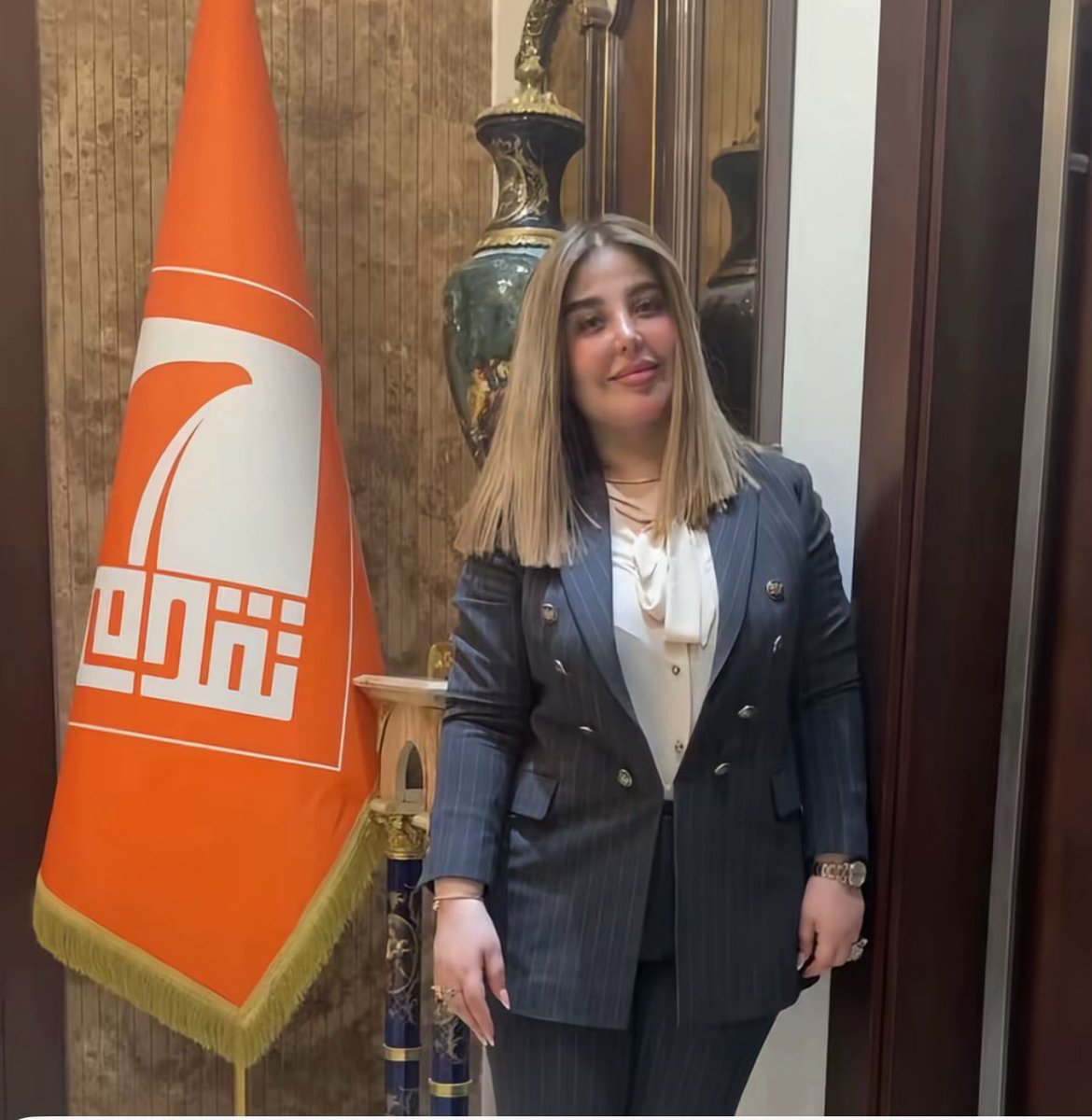 كن شرساً وانت تدافع عن الحق... فهذا العالم المتوحش لا يحتمل المزيد من الجبناء ⚖️