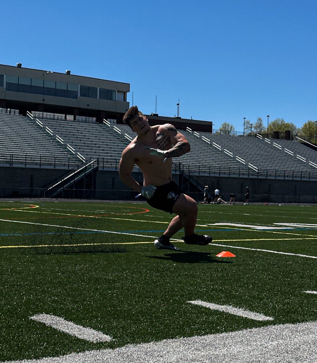 _alexboyce_'s tweet image. Keep working regardless π€π°
@GordonCohagan @210ths @PAELITE7v7 @skydevelopment_ @BallHawkMedia1