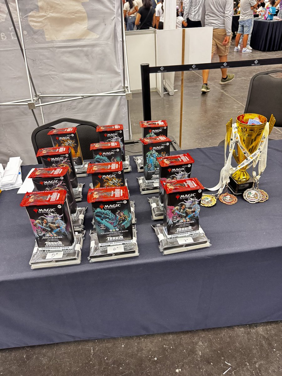 ¡Ya casi! Cada vez más cerca la premiación del Nacional de CEDH. #FollowTheRabbit #YellowRabbitmx #mtg #commandermtg