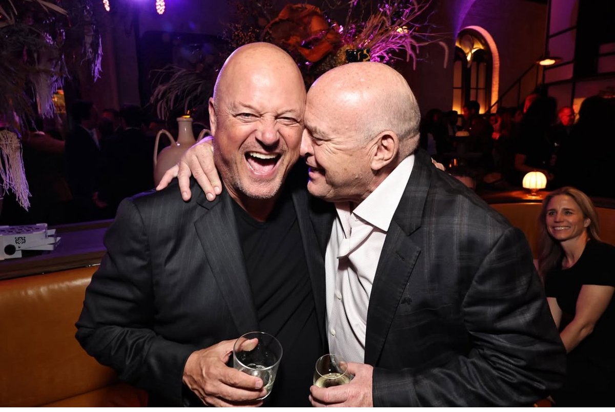 Dean Norris tweet media