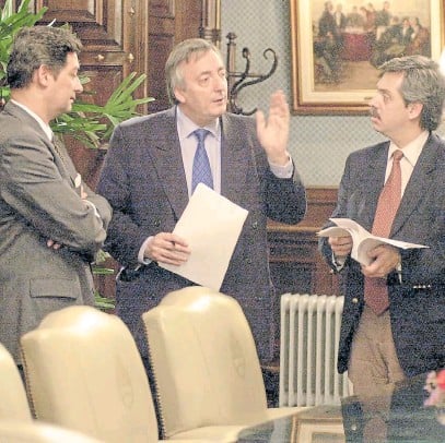 RoHeBe's tweet photo. @magariovero Señora Vicegobernadora de la Provincia de Buenos Aires no la veo preocupada por lo mal que funciona @IOMAgba la @PoliciaPBA sin contar el desastre que es la administración pública provincial.
#FichaLimpiaYa
#DeficitCero https://t.co/hHa3M6VATP