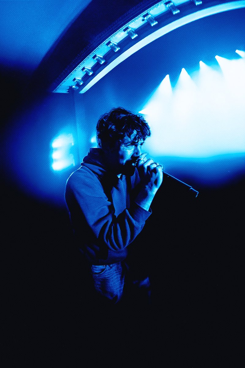 altwavemag's tweet image. Sir Dylan of house Wallows 😭🔥

📸: @annagraceyphoto 
#wallows #poprock #altwave #concert